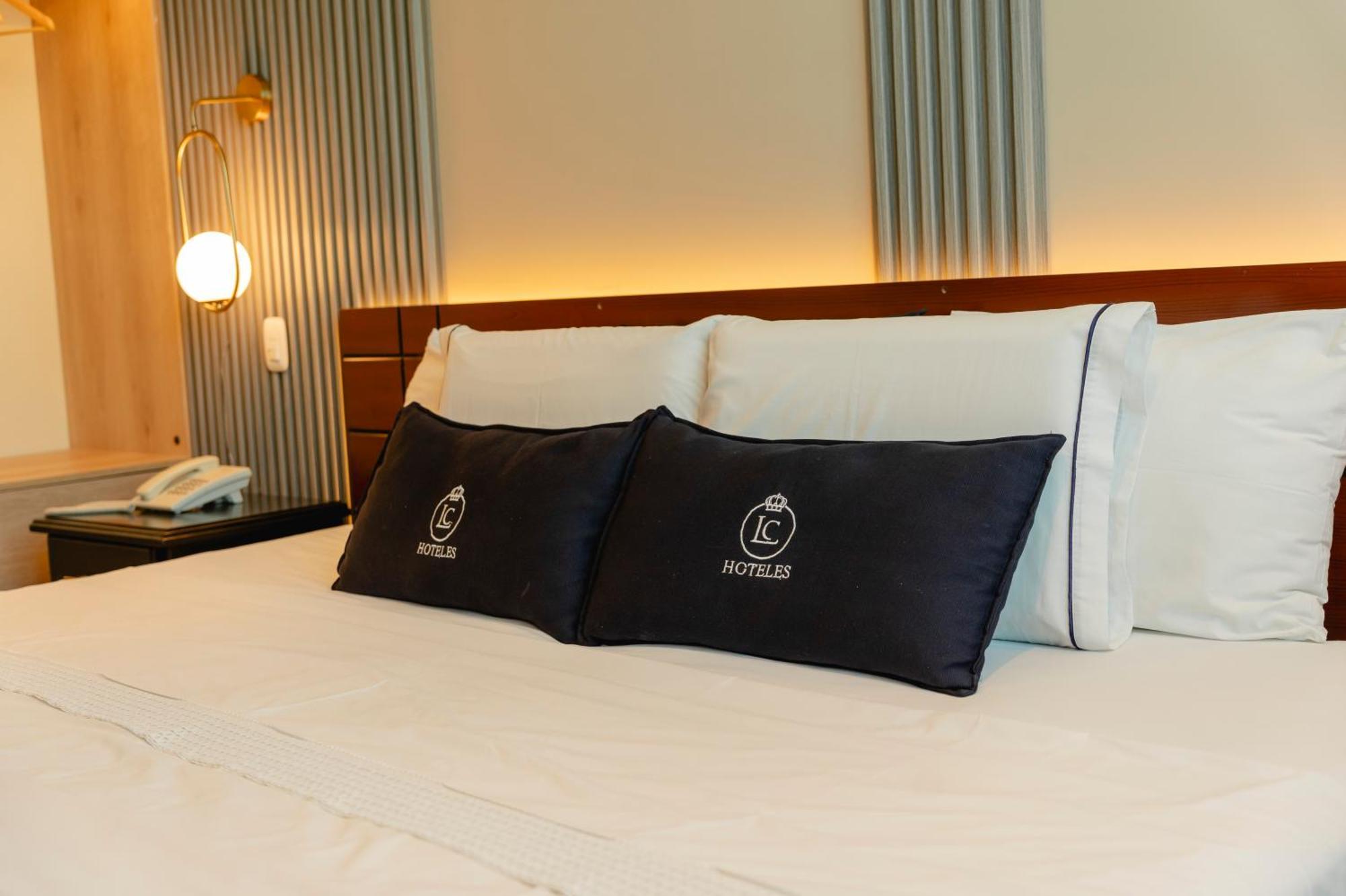 Lc Hoteles Πιούρα Εξωτερικό φωτογραφία