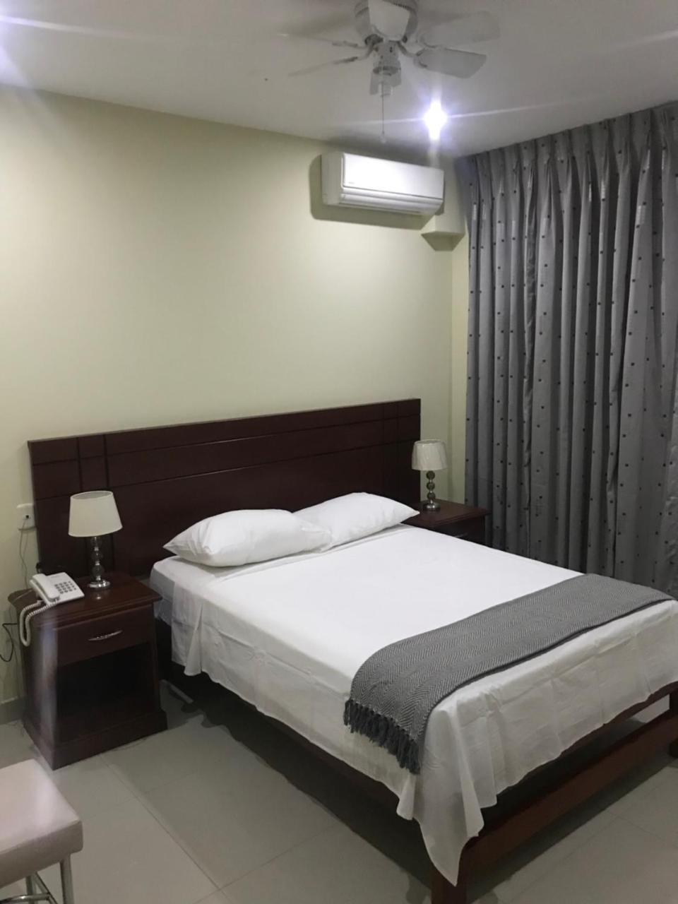 Lc Hoteles Πιούρα Εξωτερικό φωτογραφία