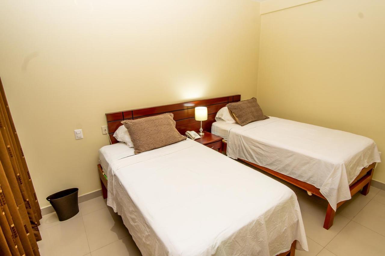 Lc Hoteles Πιούρα Εξωτερικό φωτογραφία