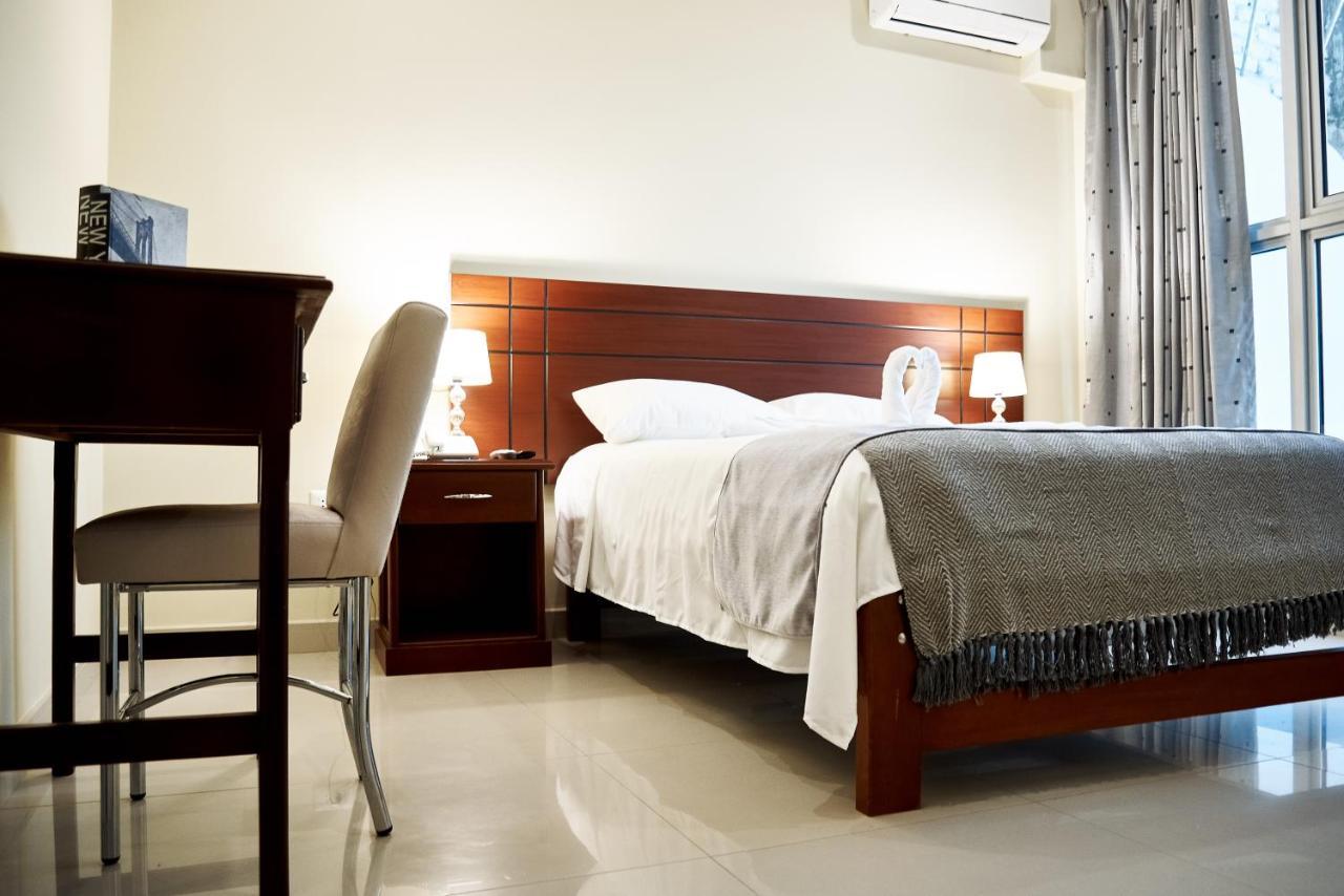 Lc Hoteles Πιούρα Εξωτερικό φωτογραφία
